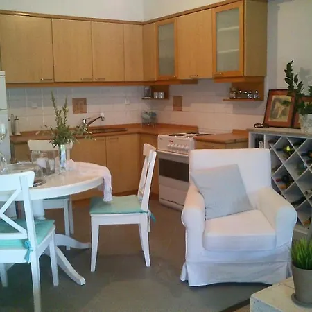 Cozy And Stylish Pool House * Κρυοπηγή