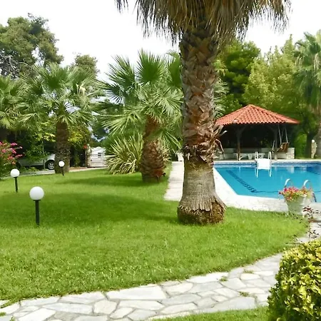 Cozy And Stylish Pool House Σπίτι διακοπών Κρυοπηγή