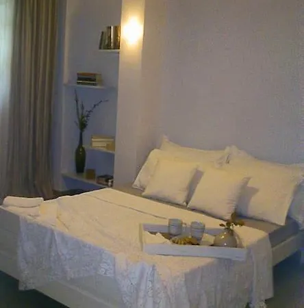 Cozy&stylish Pool House *