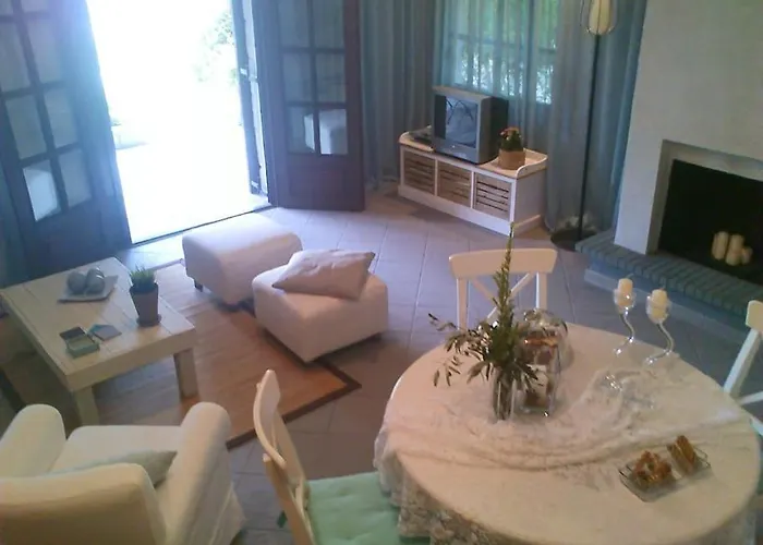 Cozy And Stylish Pool House * Kriopigi